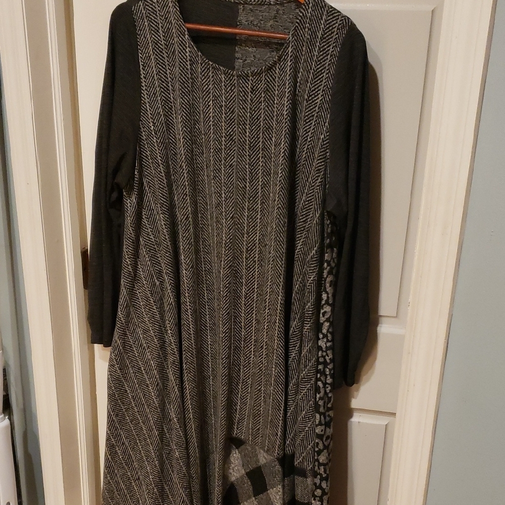 Alembika Elegant Black and Gray Women's Dress